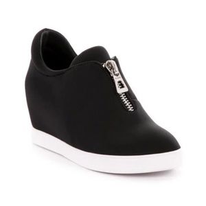RUDSAK Rebbia Wedge Sneaker Hidden Heel Zip Front